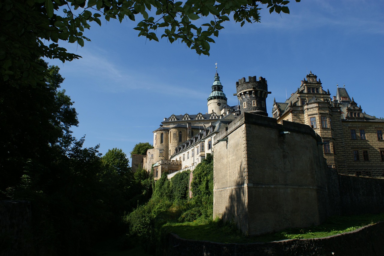 Czeska etykieta i zwyczaje – co wypada, a czego lepiej unikać